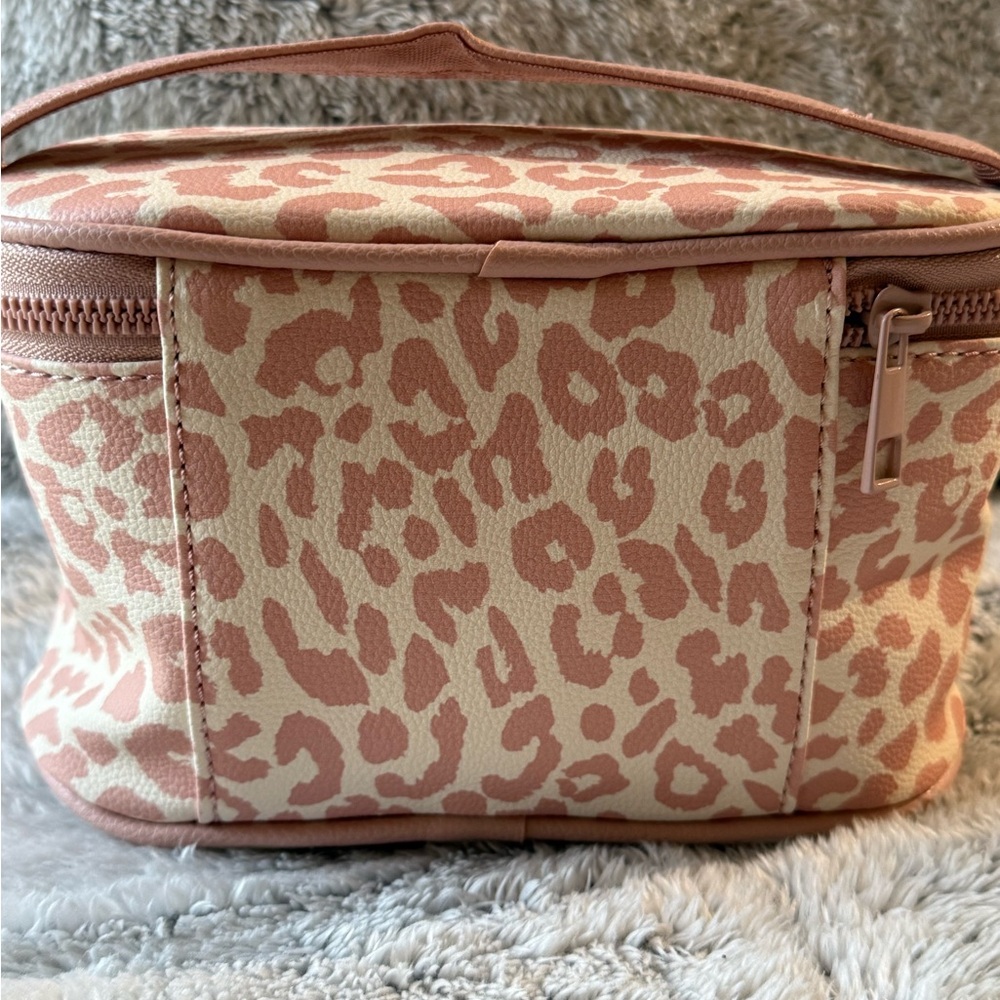 Women’s Clear Travel - Cosmetic Bag Set in Blush Leopard. 3 Piece - Picture 9 of 16